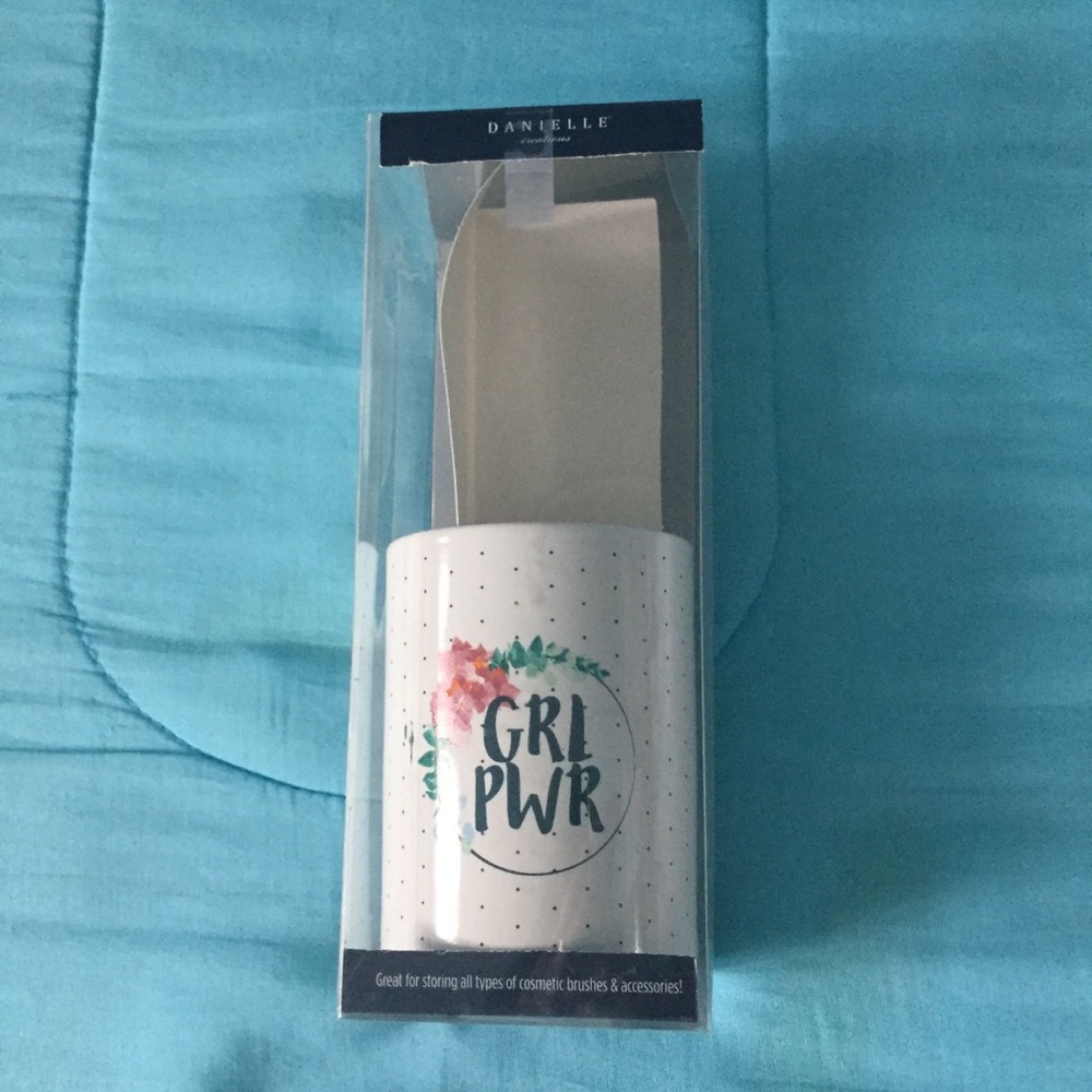 Ceramic Beauty Tools Holder